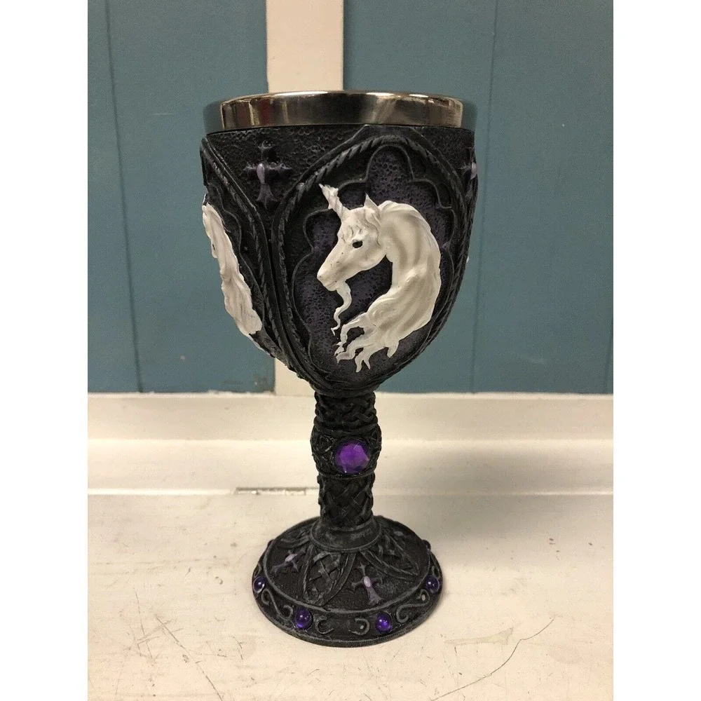 Medieval Royal Unicorn‎ Goblet Resin 7